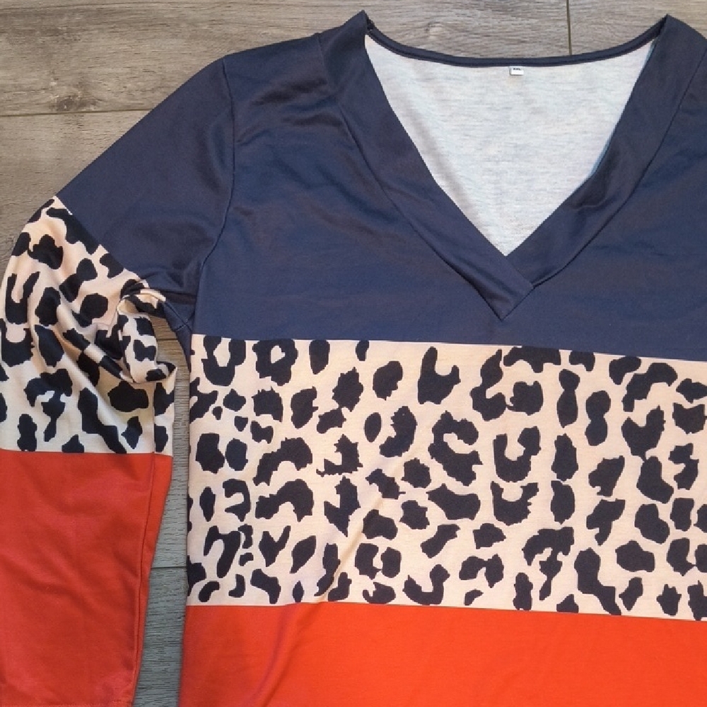 Color Block Leopard Print Top - Picture 2 of 5